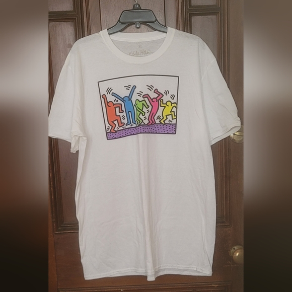 NWOT-Keith Haring Tee S - Picture 1 of 2
